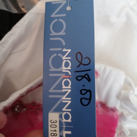 *50% OFF* Size L Applique Ballgown - Picture 5 of 6